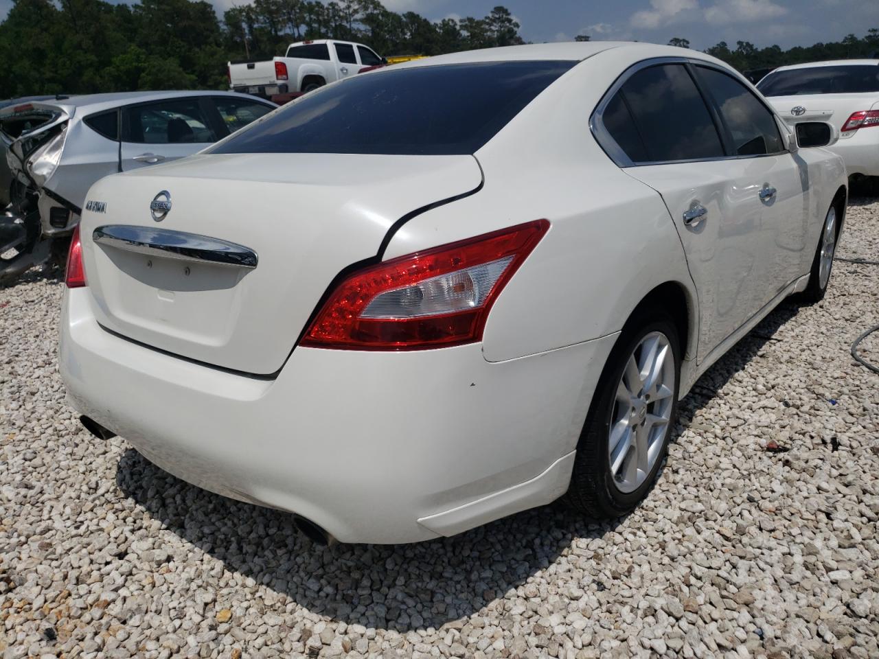 Photo 4 from auction – 2011 NISSAN MAXIMA S with VIN 1N4AA5AP5BC820852