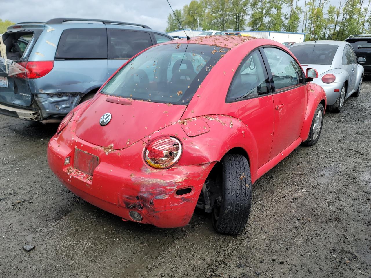 Photo 4 from auction – 1998 VOLKSWAGEN NEW BEETLE with VIN 3VWBF61C7WM022468