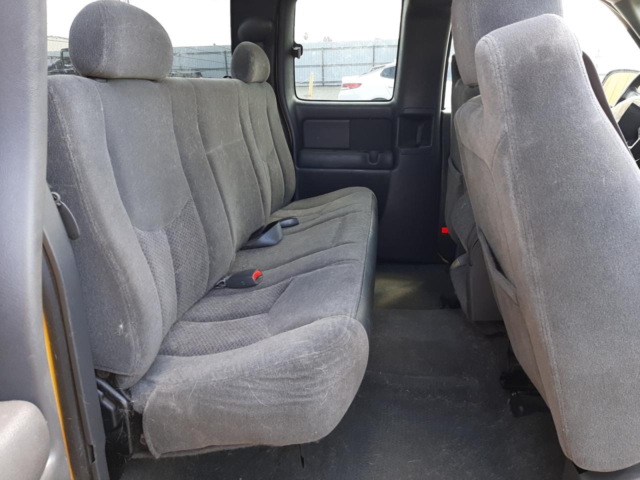 Zdjęcie 6 z aukcji – 2003 CHEVROLET SILVRDO LT z VIN 1GCEC19T33Z307453