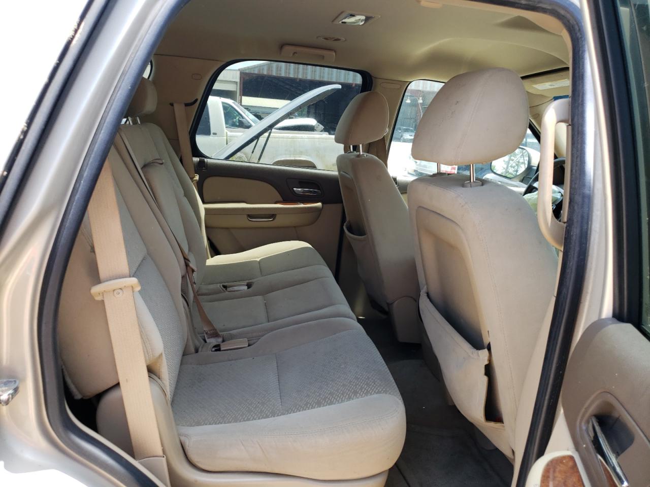 Photo 6 from auction – 2007 GMC YUKON with VIN 1GKFC13J37R309905