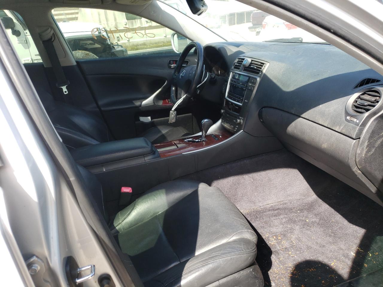 Photo 5 from auction – 2008 LEXUS IS 250 with VIN JTHBK262285062679