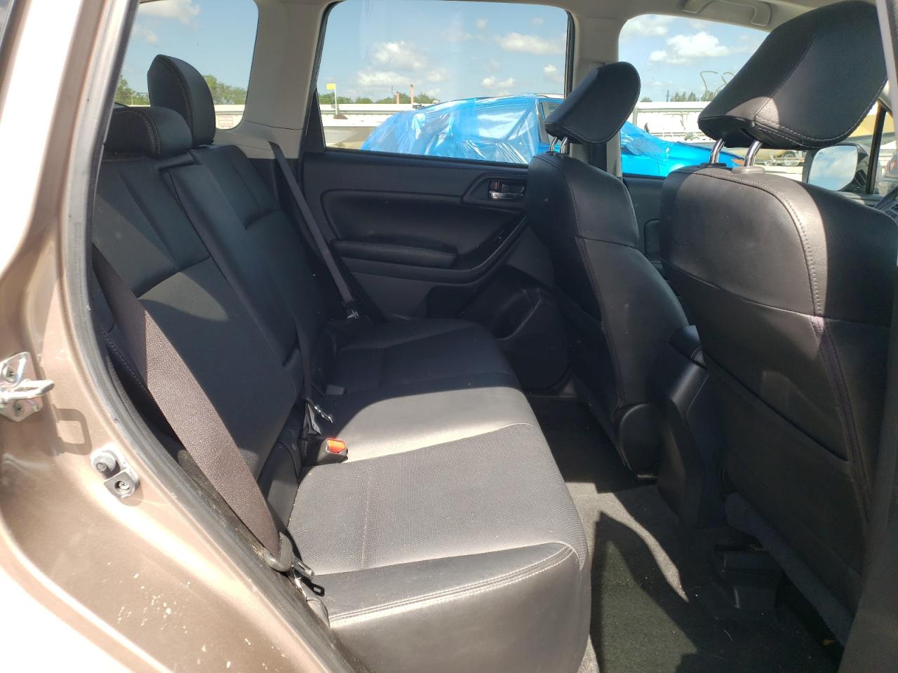 Photo 18 from auction – 2015 SUBARU FORESTER 2 with VIN JF2SJAHC3FH443460