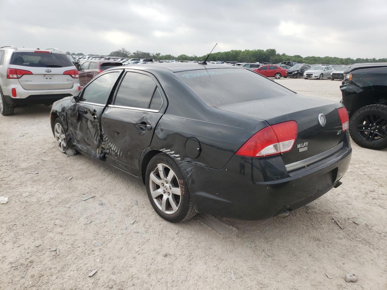Photo 3 from auction – 2010 MERCURY MILAN PREM with VIN 3MEHM0JG6AR658988