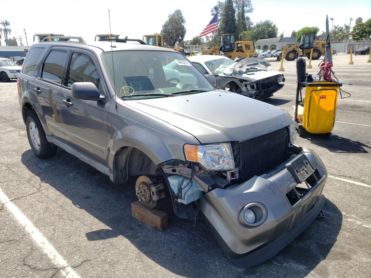 FORD ESCAPE XLT 2010 with VIN 1FMCU0DG4AKA08094 - Photo from auction