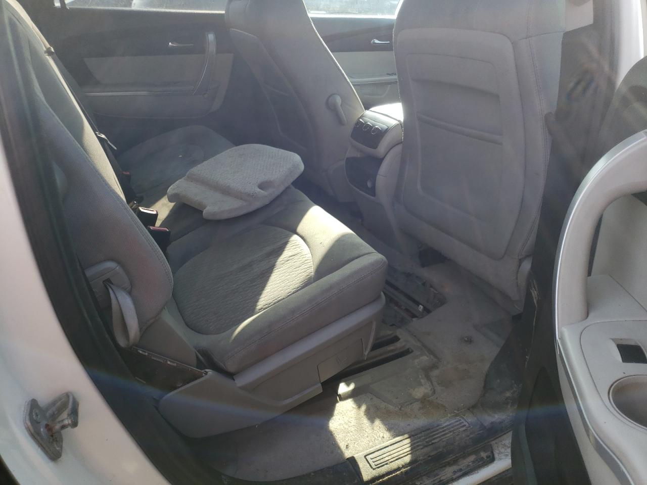 Photo 6 from auction – 2011 GMC ACADIA SLE with VIN 1GKKRNED5BJ366268