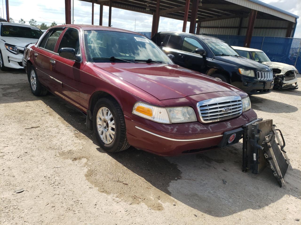 FORD CROWN VICT 2004 with VIN 2FAFP74W74X110506 - Photo from auction
