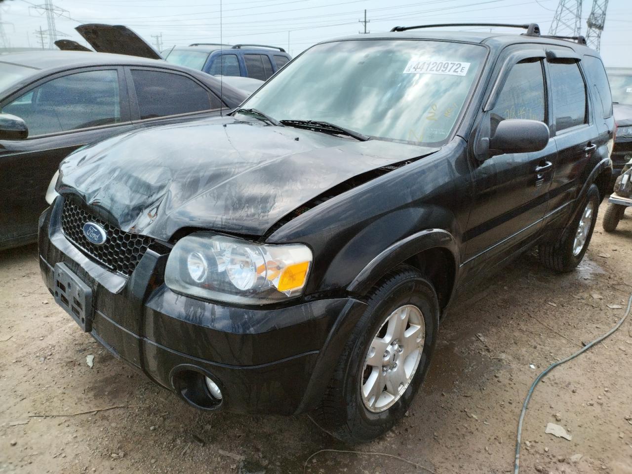 Photo 2 from auction – 2007 FORD ESCAPE LIM with VIN 1FMYU041X7KC08200