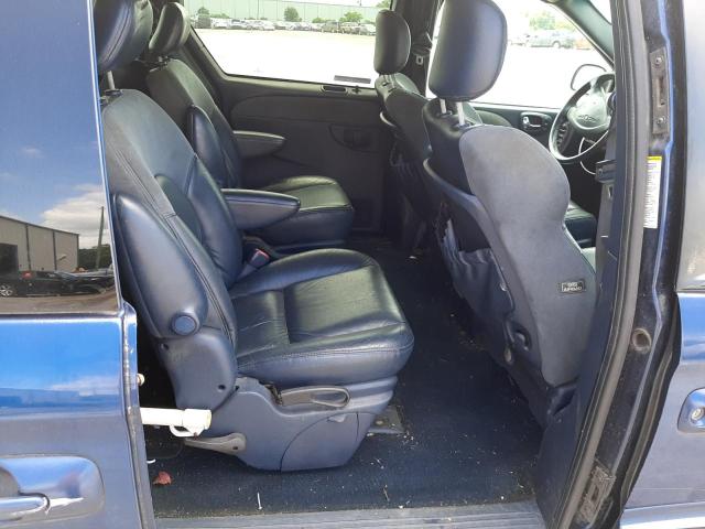 Photo 6 from auction – 2001 CHRYSLER TOWN & CNT with VIN 2C8GP64L91R145643