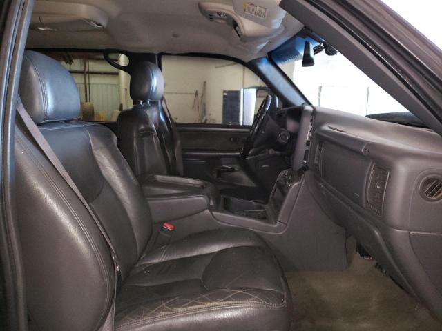 Photo 5 from auction – 2004 CHEVROLET SILVERADO with VIN 1GCHK23U84F153168