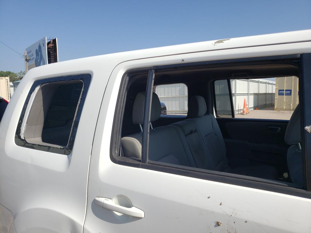 Photo 9 from auction – 2013 HONDA PILOT EX with VIN 5FNYF3H45DB009276
