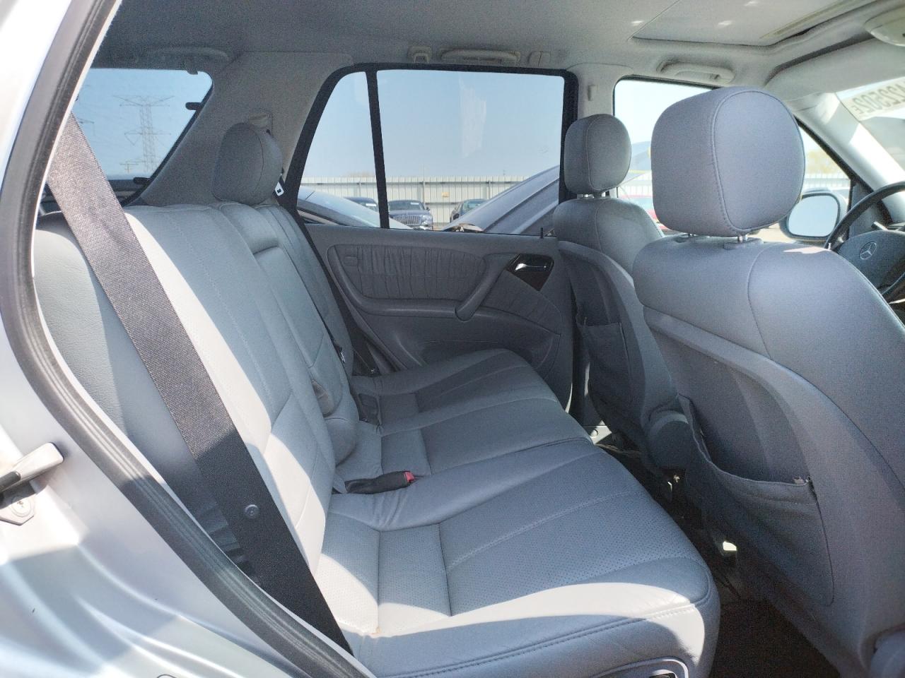 Photo 6 from auction – 2001 MERCEDES-BENZ ML 320 with VIN 4JGAB54E91A262916