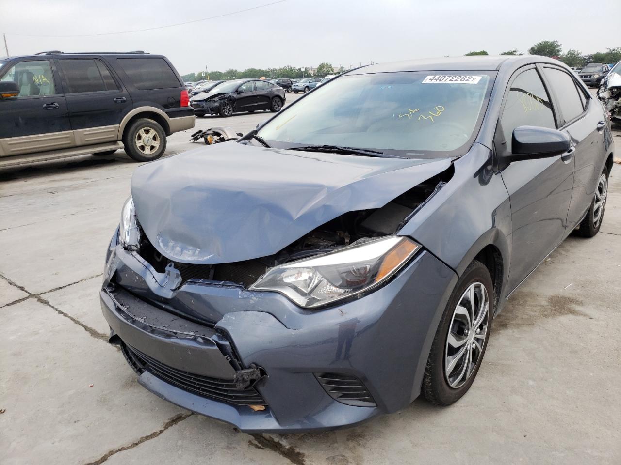 Photo 2 from auction – 2015 TOYOTA COROLLA L with VIN 5YFBURHE6FP336638