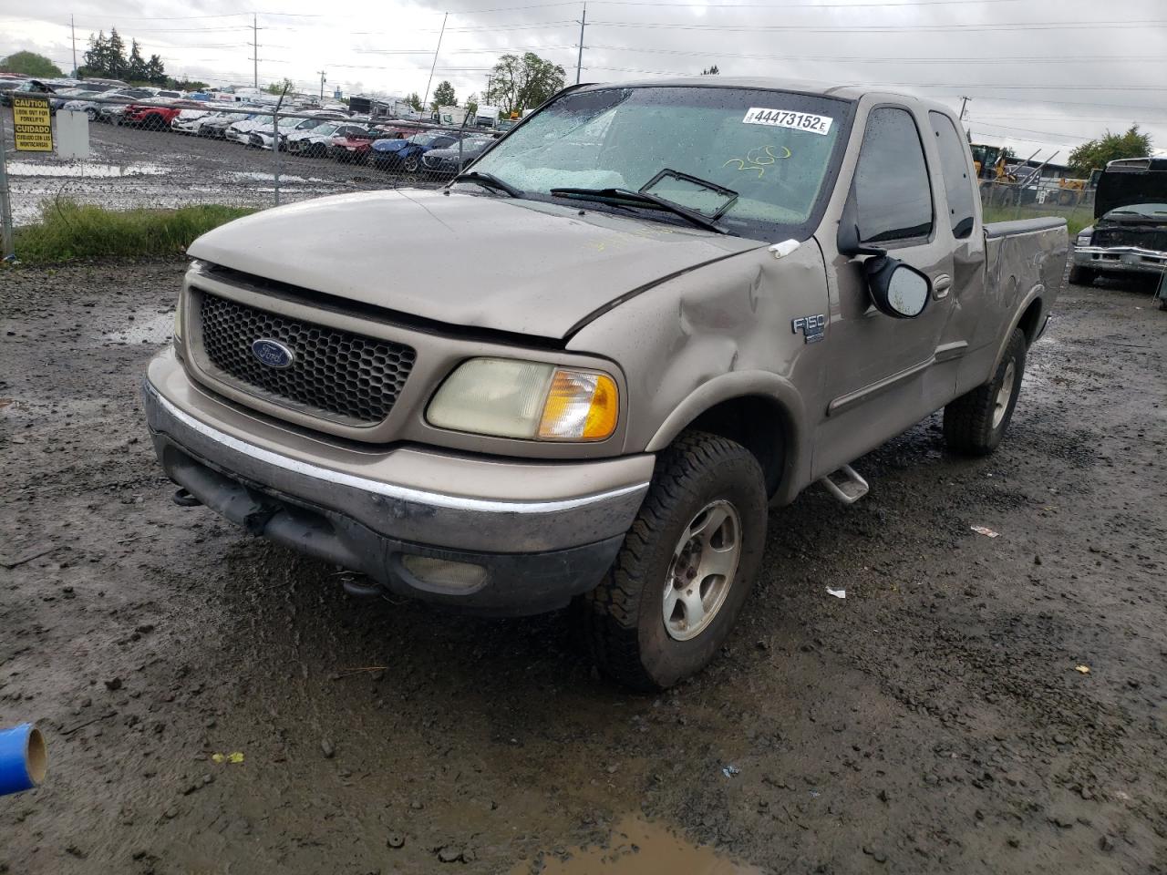 Photo 2 from auction – 2002 FORD F150 with VIN 2FTRX18W72CA74819