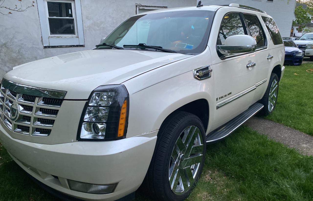 Photo 2 from auction – 2010 CADILLAC ESCALADE H with VIN 1GYUKEEJXAR100060