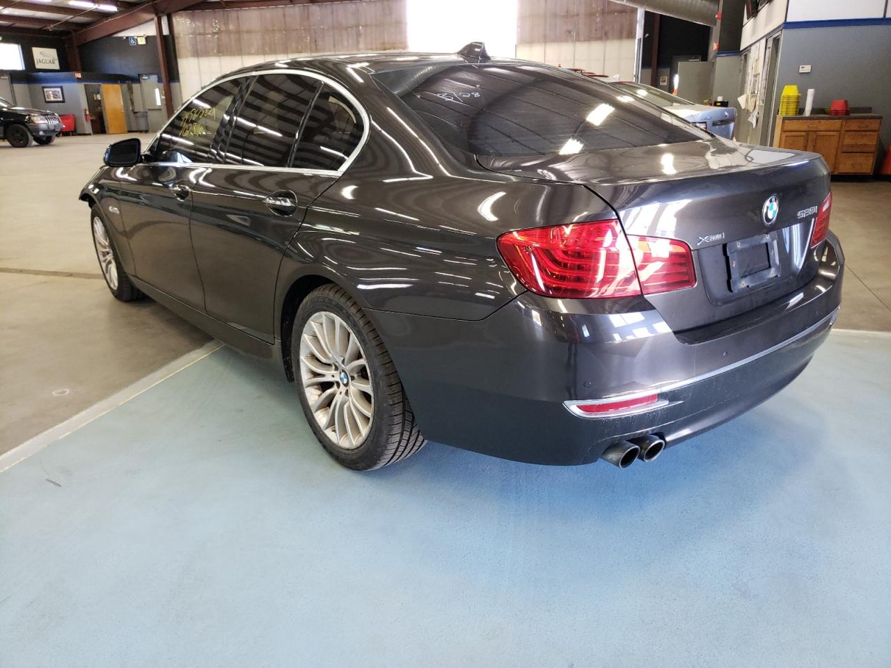 Photo 3 from auction – 2015 BMW 528 XI with VIN WBA5A7C56FD622006