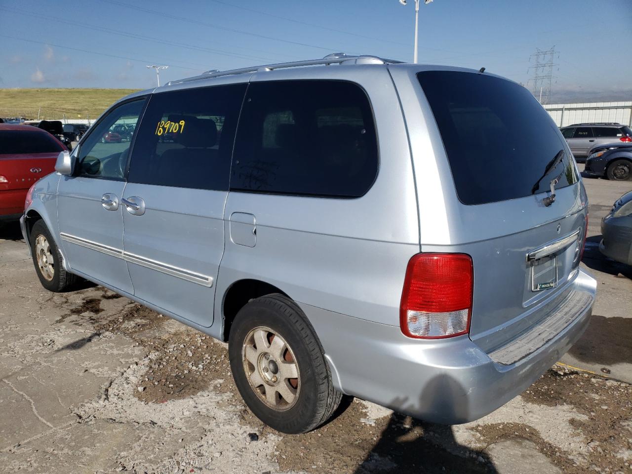 Photo 3 from auction – 2002 KIA SEDONA EX with VIN KNDUP131X26285555