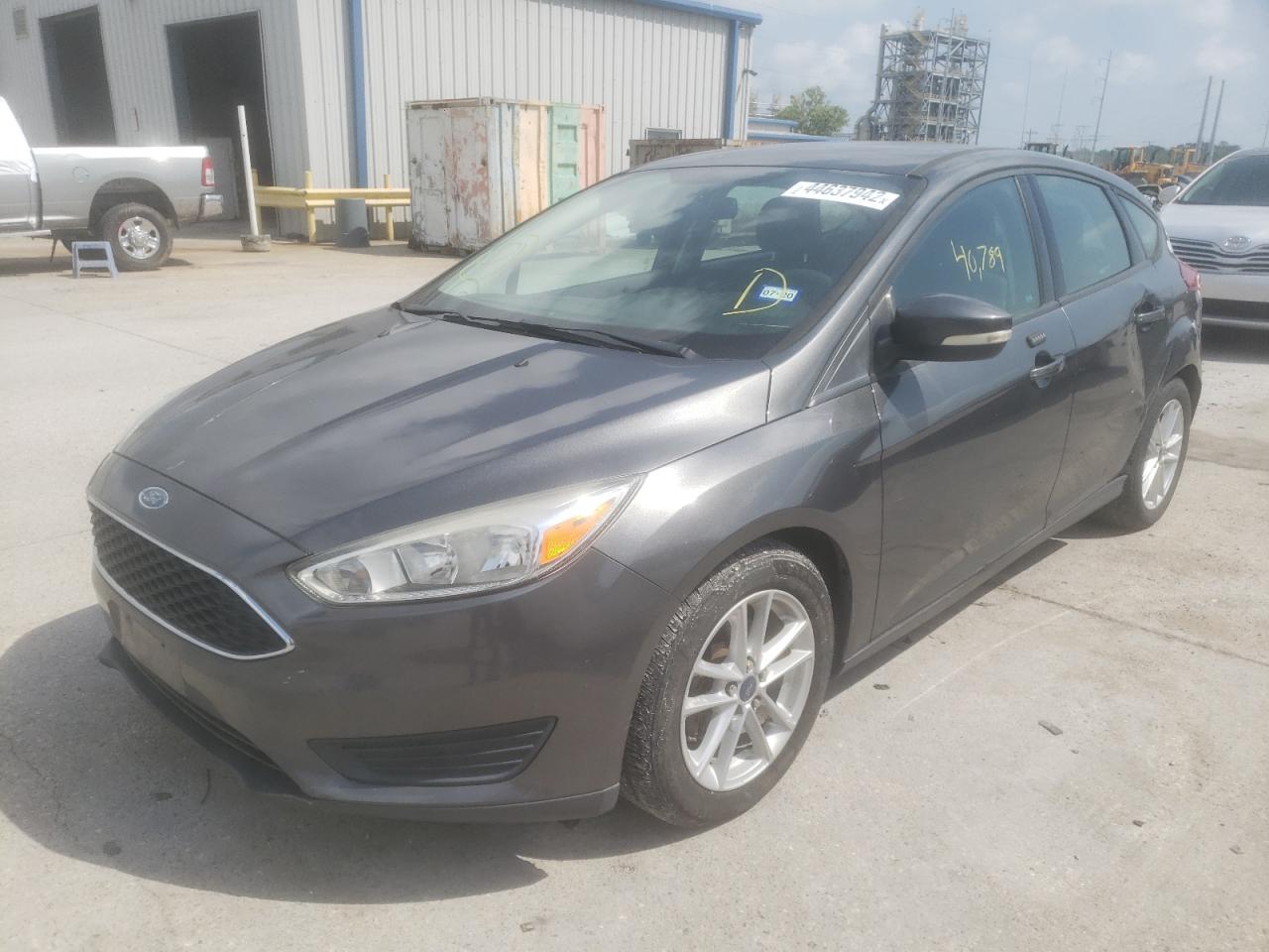 Photo 2 from auction – 2016 FORD FOCUS SE with VIN 1FADP3K27GL376349