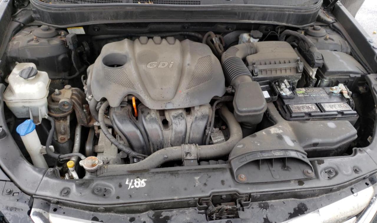 Photo 7 from auction – 2012 HYUNDAI SONATA SE with VIN 5NPEC4ACXCH491889