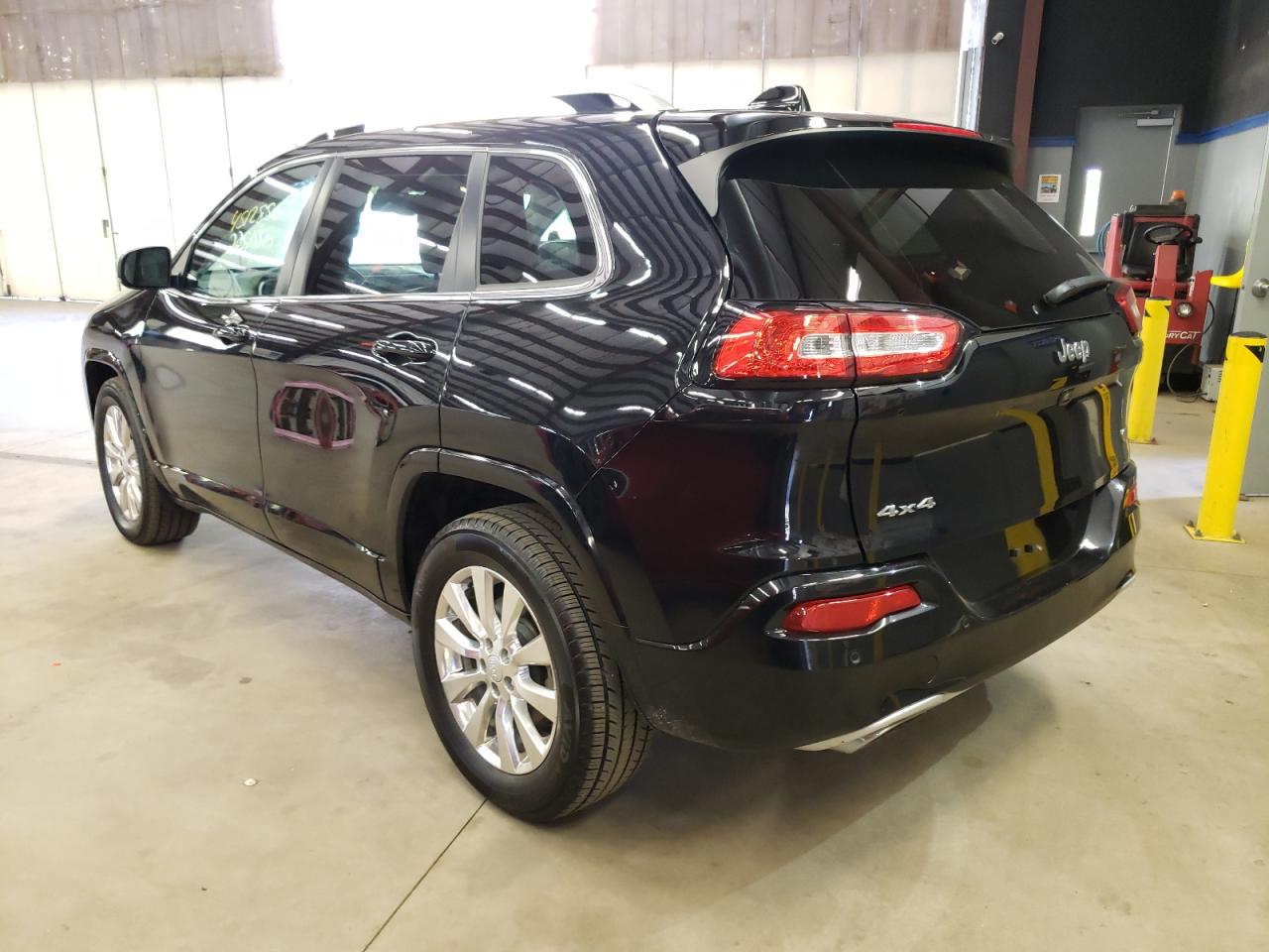 Photo 3 from auction – 2018 JEEP CHEROKEE O with VIN 1C4PJMJX3JD554674