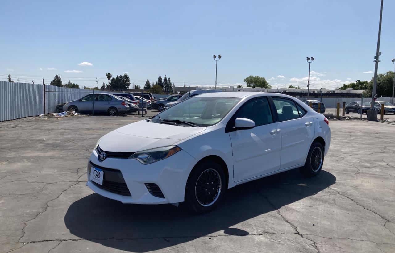 Photo 2 from auction – 2015 TOYOTA COROLLA L with VIN 5YFBURHE8FP254474