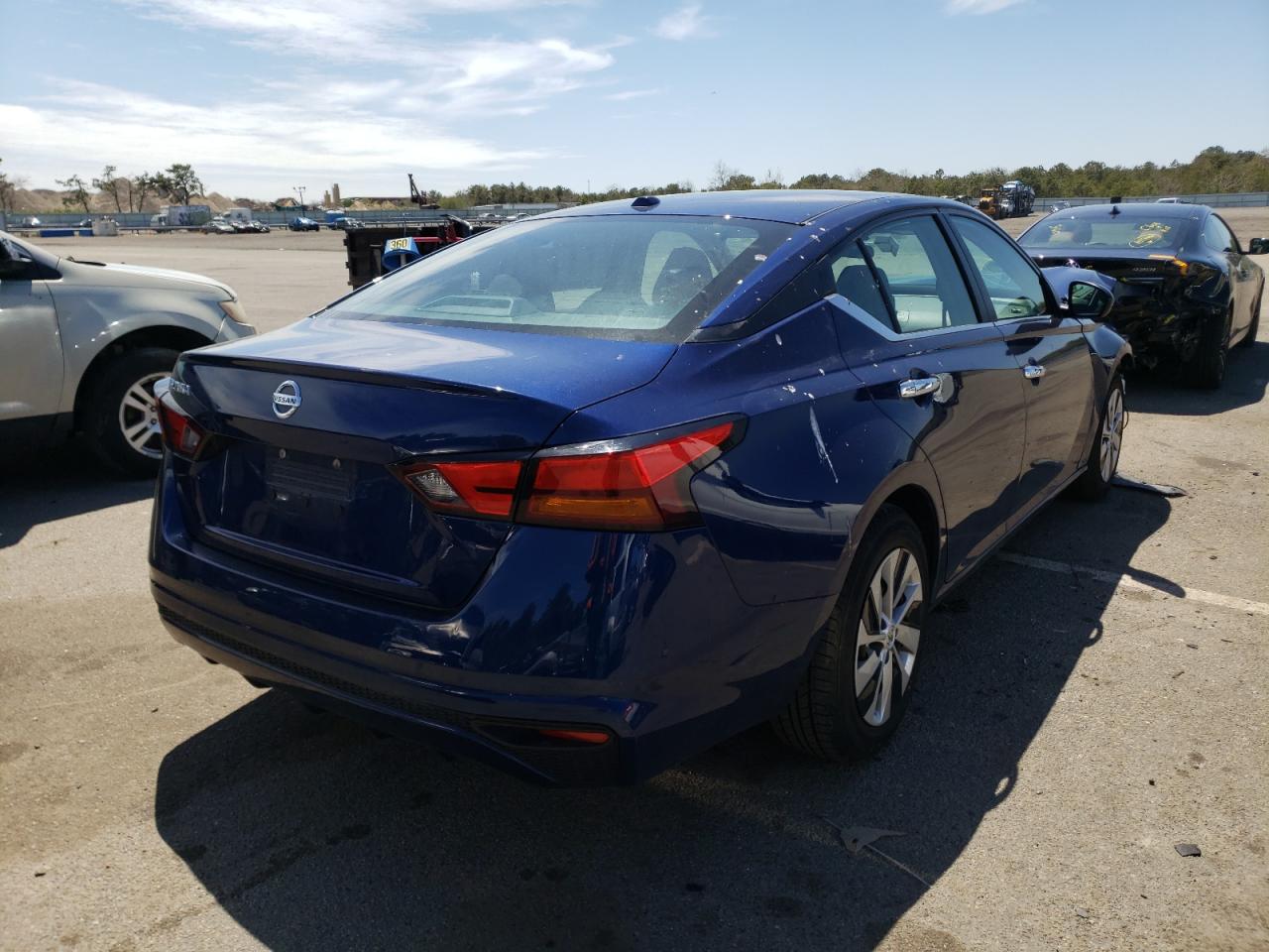 Photo 4 from auction – 2020 NISSAN ALTIMA S with VIN 1N4BL4BV7LC222334