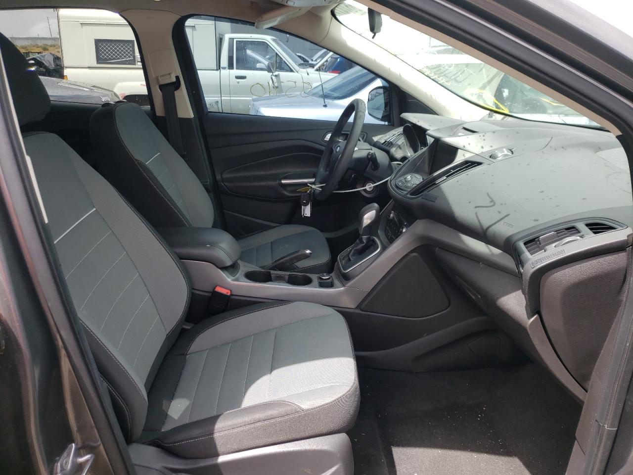 Photo 5 from auction – 2013 FORD ESCAPE SE with VIN 1FMCU9G90DUD78081