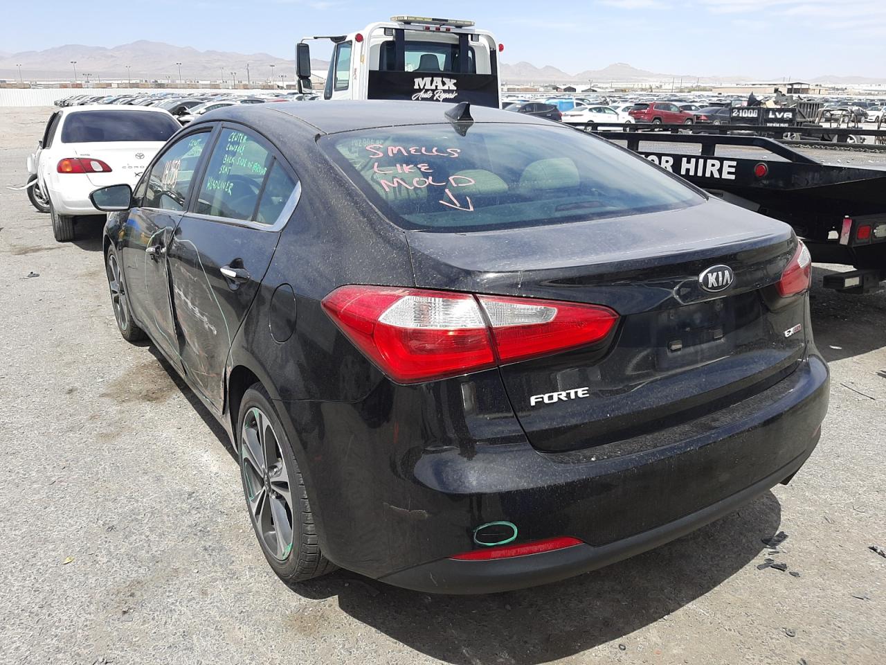 Photo 3 from auction – 2014 KIA FORTE EX with VIN KNAFZ4A8XE5060001