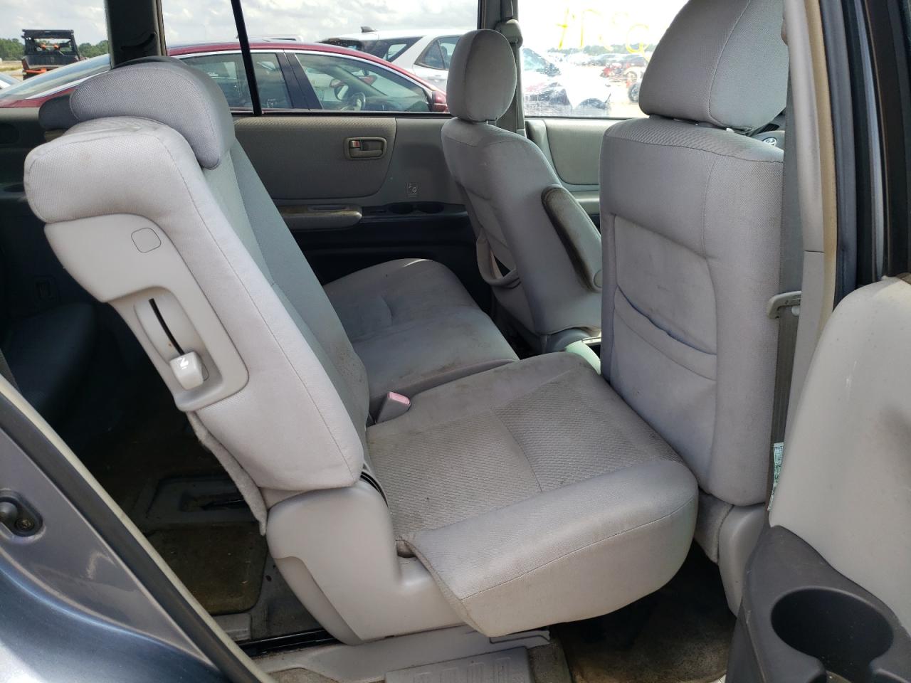 Photo 6 from auction – 2006 TOYOTA HIGHLANDER with VIN JTEDD21A960143011