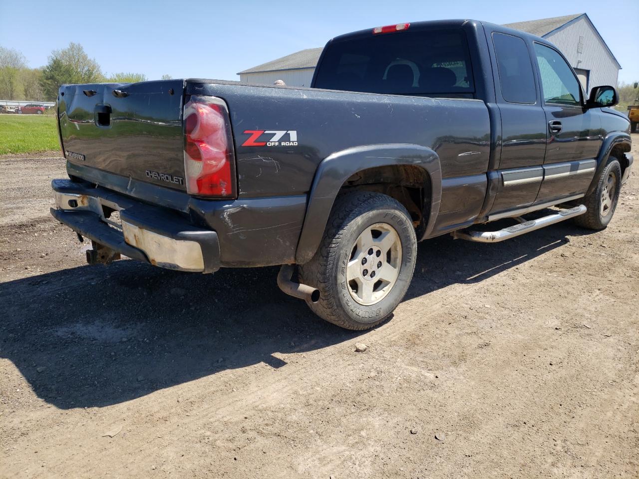 Photo 9 from auction – 2005 CHEVROLET SILVERADO with VIN 1GCEK19B65E317401