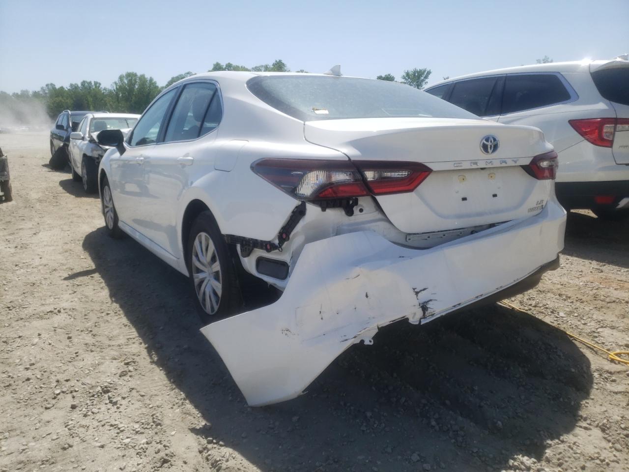 Photo 3 from auction – 2022 TOYOTA CAMRY LE with VIN 4T1C31AK7NU580868