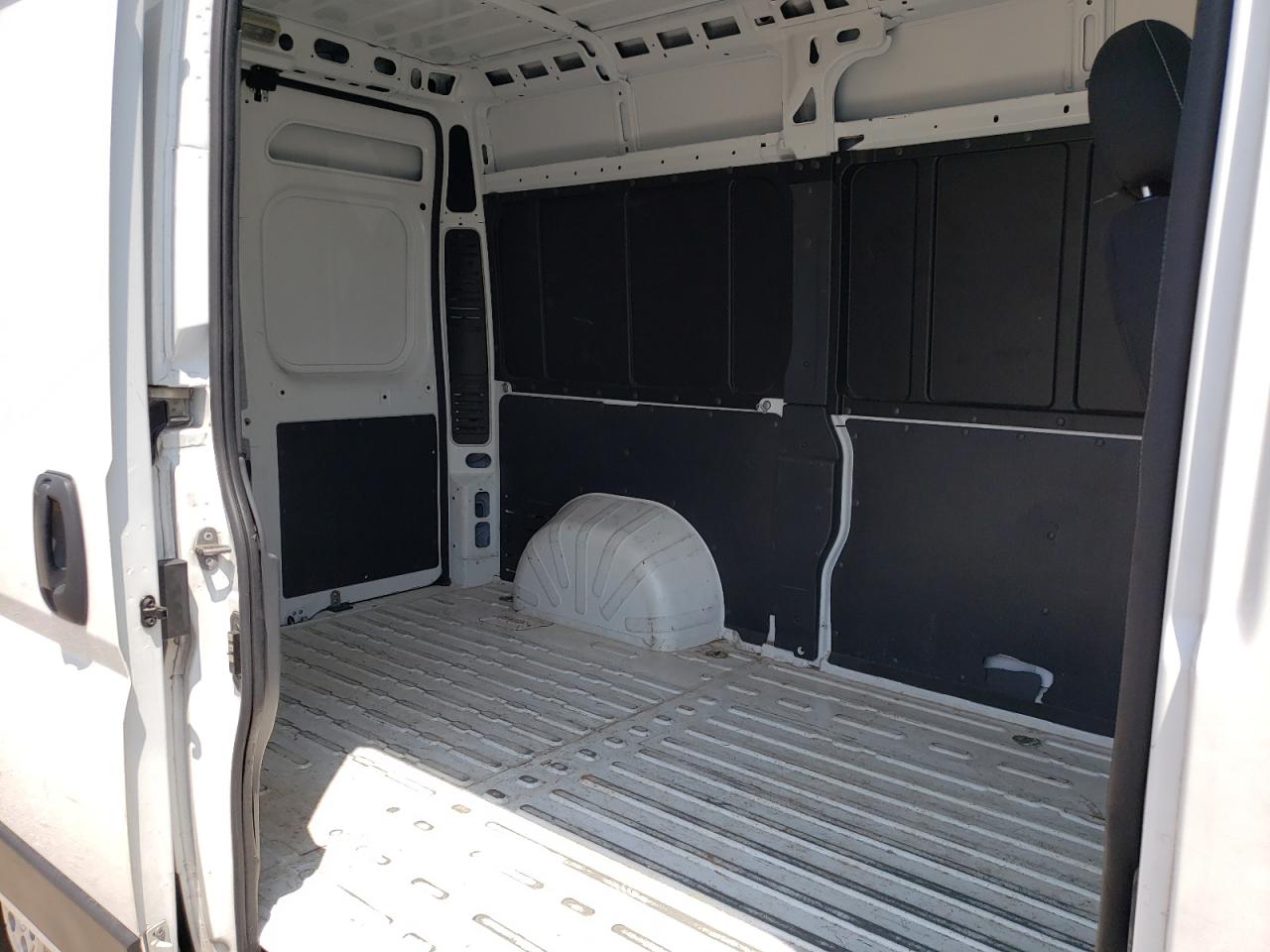 Photo 6 from auction – 2019 RAM PROMASTER with VIN 3C6TRVBG0KE550018