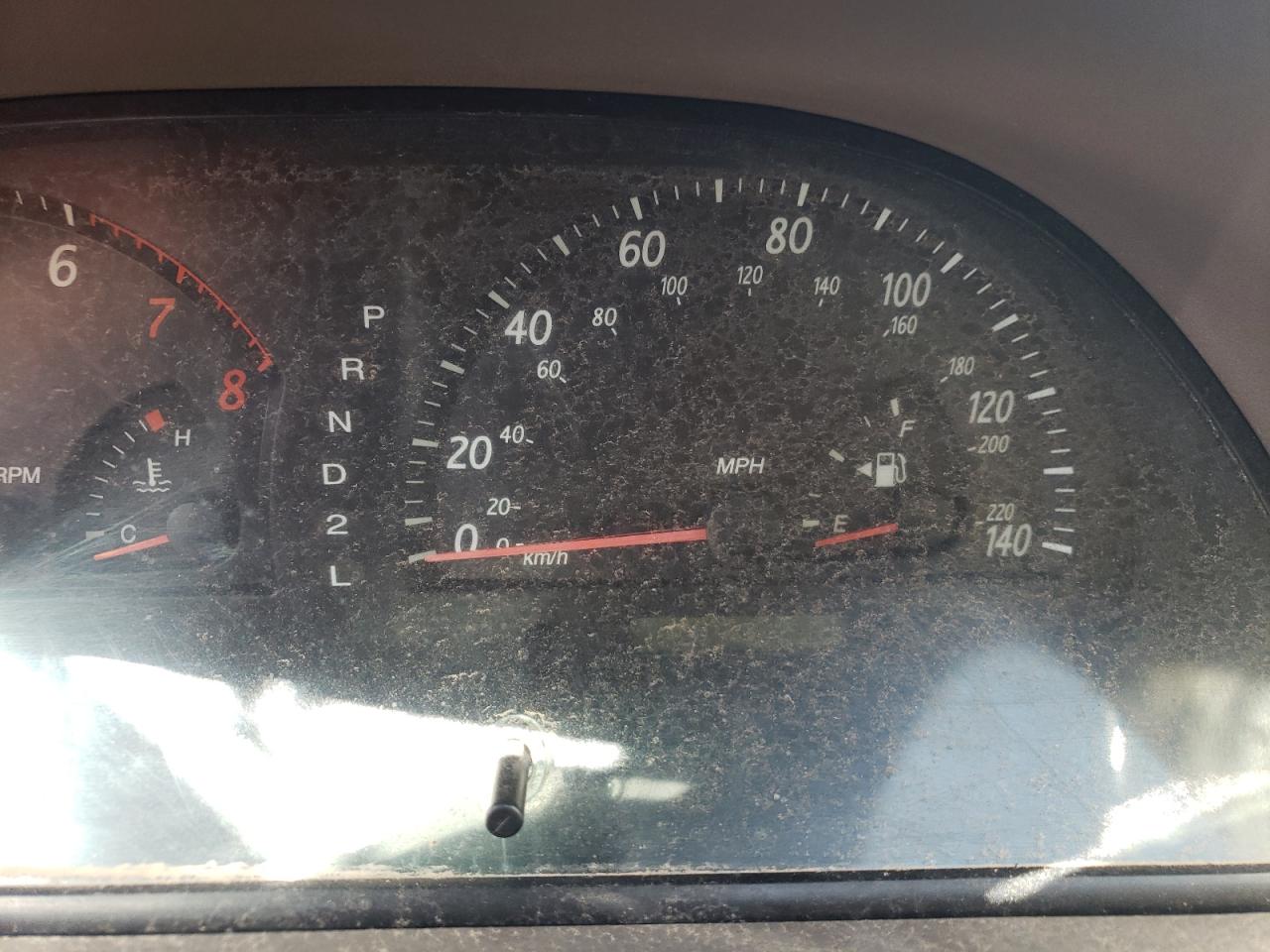 Photo 8 from auction – 2002 TOYOTA CAMRY LE with VIN 4T1BE32KX2U531417