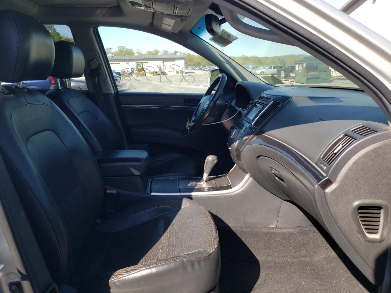 Photo 5 from auction – 2011 HYUNDAI VERACRUZ G with VIN KM8NUDCC4BU152149