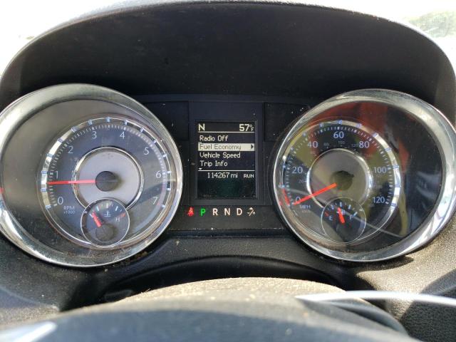 Photo 8 from auction – 2015 CHRYSLER TOWN & COU with VIN 2C4RC1BG2FR588769
