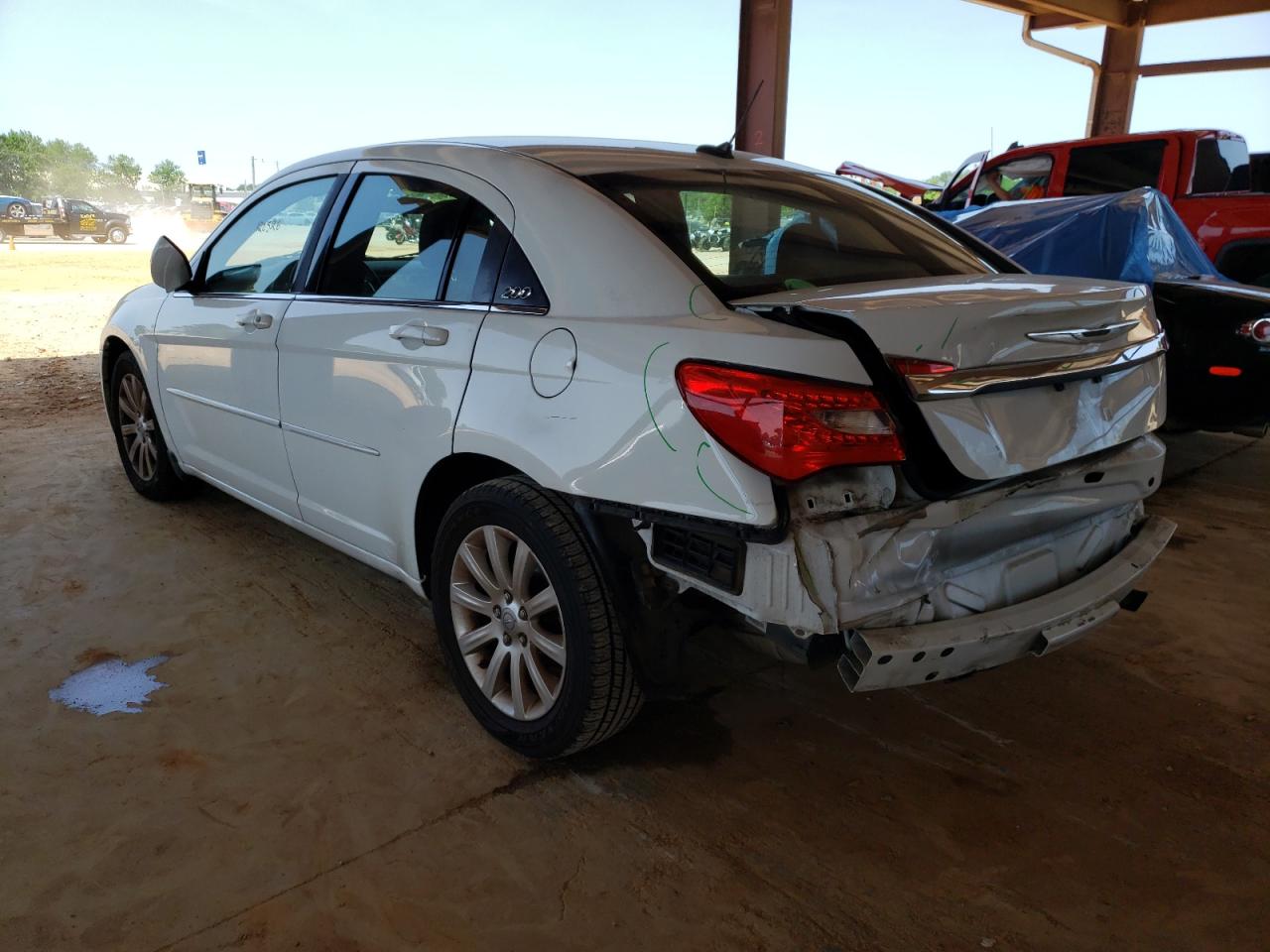 Photo 3 from auction – 2013 CHRYSLER 200 TOURIN with VIN 1C3CCBBBXDN678928