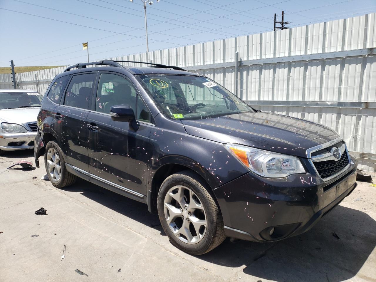 SUBARU FORESTER 2 2015 مع رقم تعريف المركبة JF2SJAWC9FH472674 - صورة من المزاد