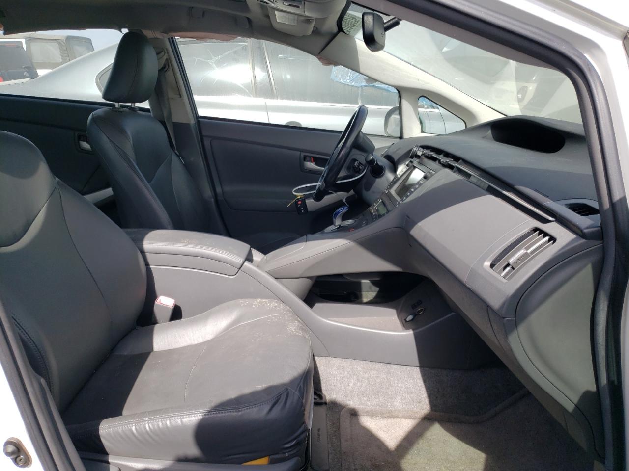 Photo 5 from auction – 2010 TOYOTA PRIUS with VIN JTDKN3DU3A0007860
