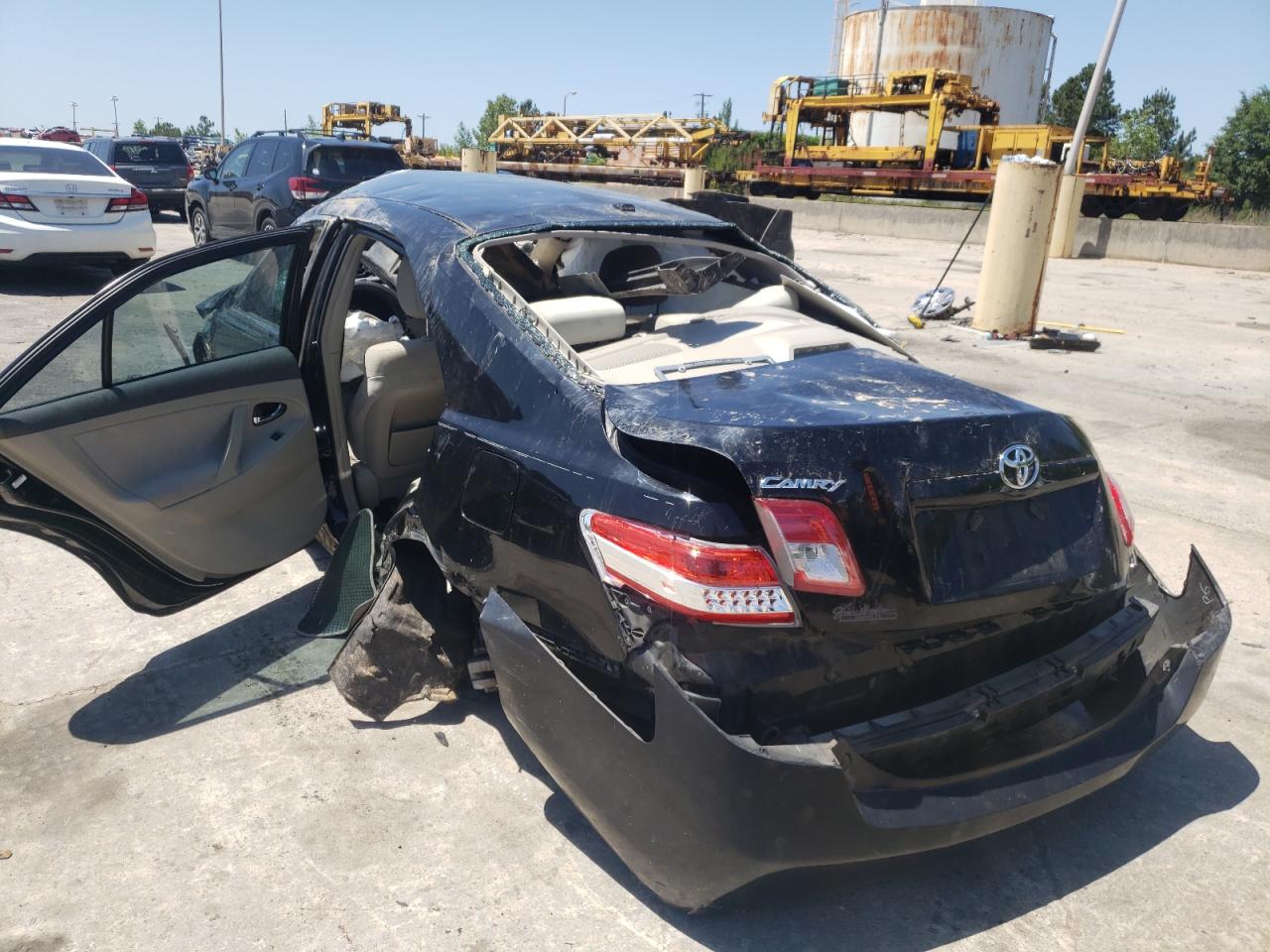 Photo 3 from auction – 2011 TOYOTA CAMRY BASE with VIN 4T1BF3EK4BU192288