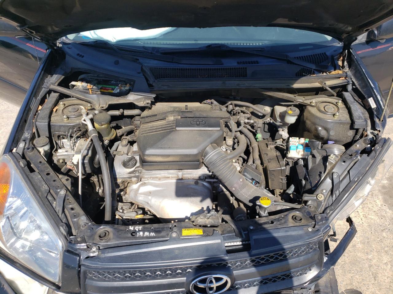 Photo 7 from auction – 2004 TOYOTA RAV4 with VIN JTEGD20V940007492
