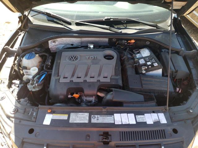 Photo 7 from auction – 2012 VOLKSWAGEN PASSAT SEL with VIN 1VWCN7A32CC020301