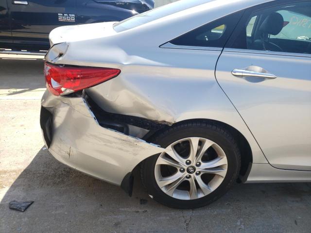 Photo 9 from auction – 2013 HYUNDAI SONATA SE with VIN 5NPEC4AC0DH591565