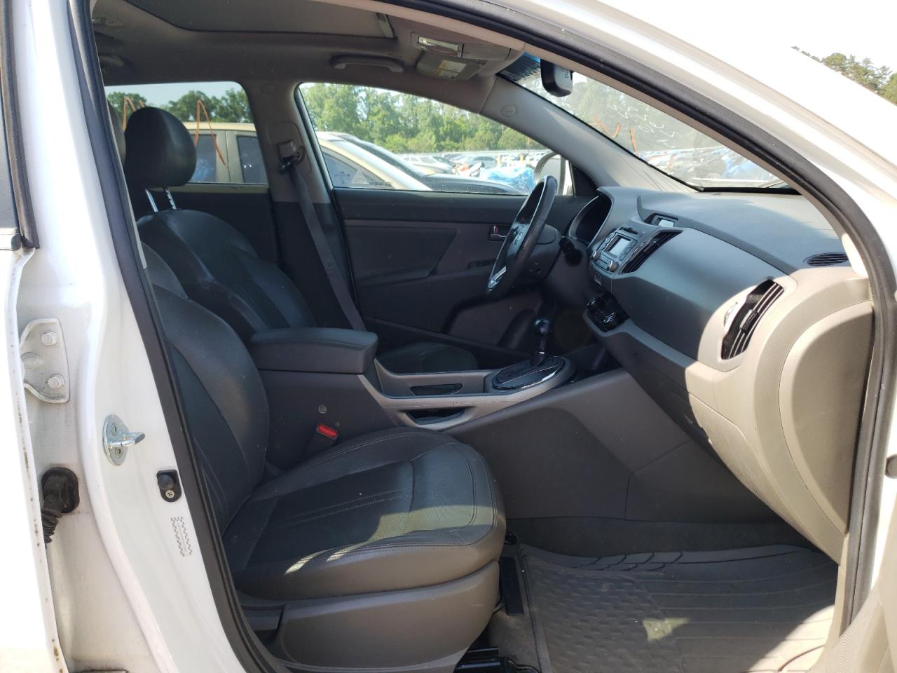 Photo 5 from auction – 2011 KIA SPORTAGE E with VIN KNDPC3A26B7032629