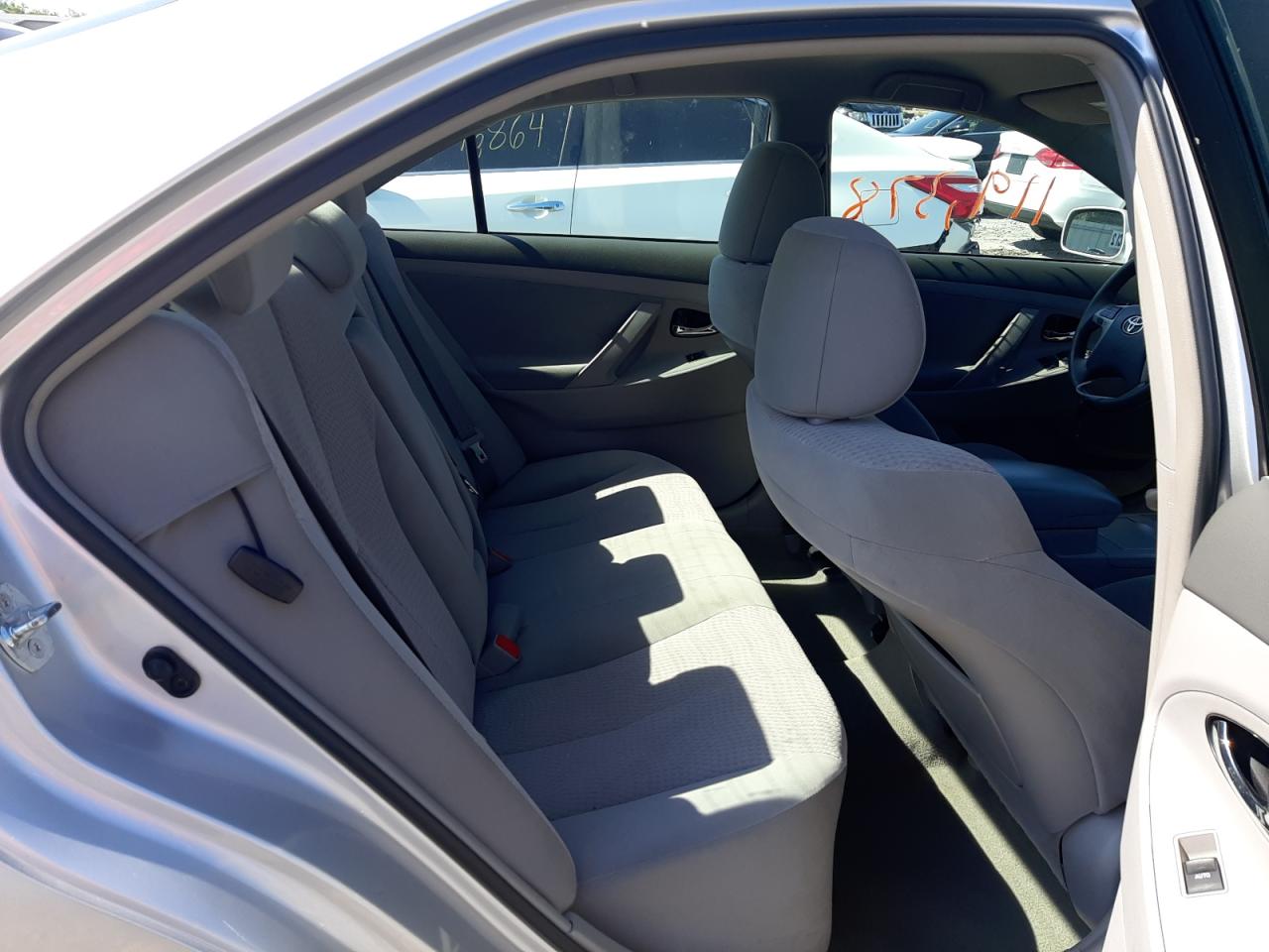 Photo 6 from auction – 2011 TOYOTA CAMRY BASE with VIN 4T1BF3EK5BU774867