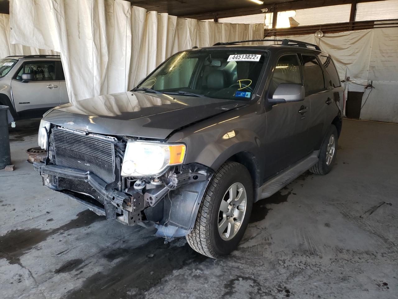 Photo 2 from auction – 2011 FORD ESCAPE LIM with VIN 1FMCU9EG7BKA78094