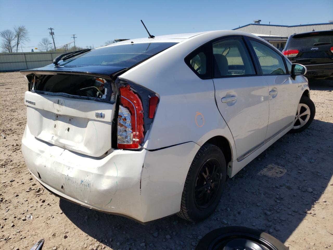 Photo 4 from auction – 2013 TOYOTA PRIUS with VIN JTDKN3DU8D5626171
