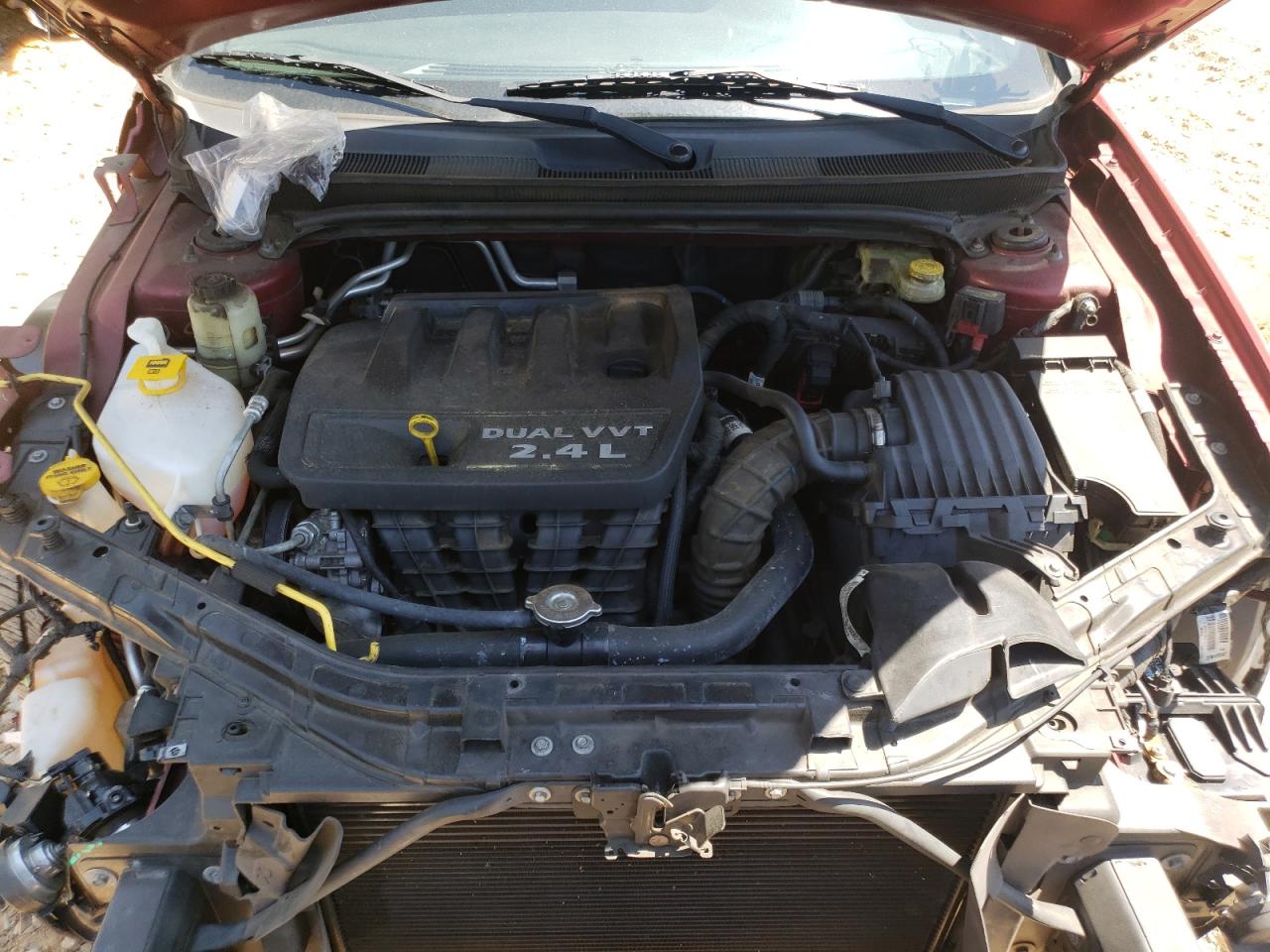 Photo 7 from auction – 2012 CHRYSLER 200 LIMITE with VIN 1C3CCBCB1CN137747