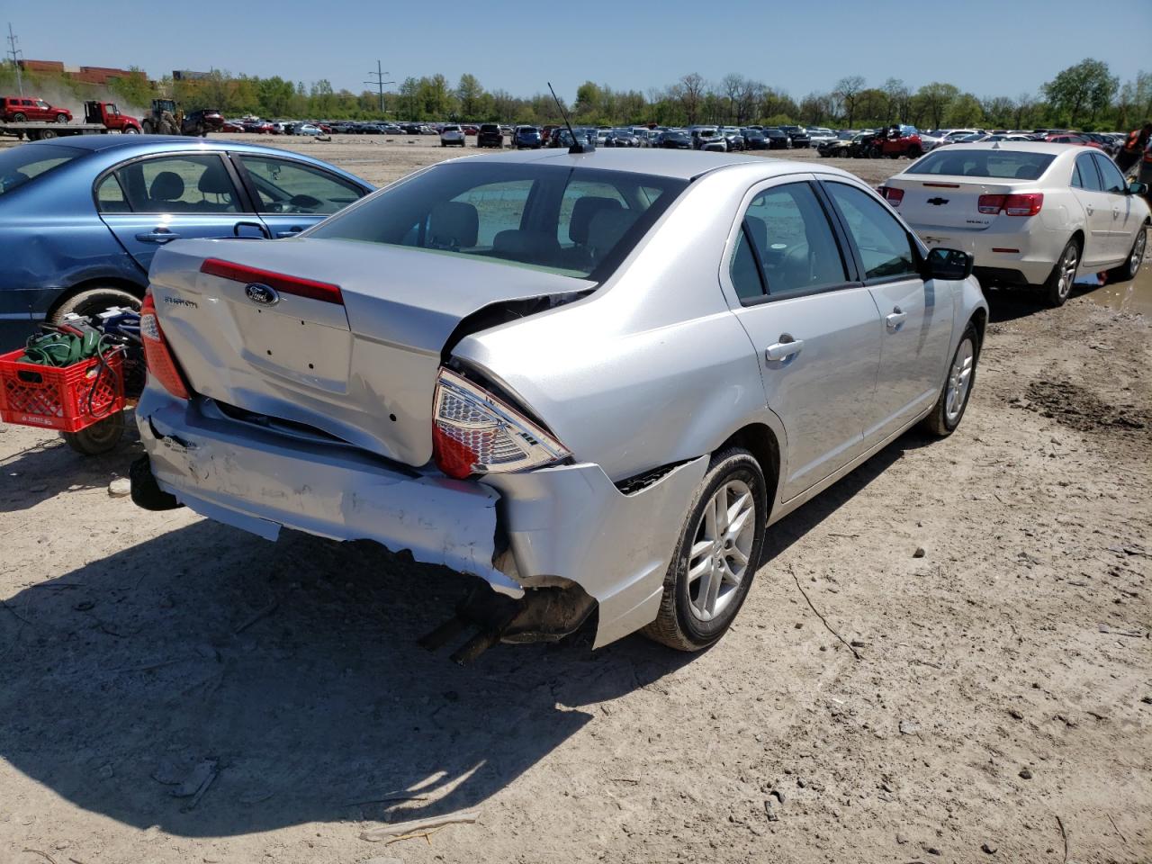Photo 4 from auction – 2012 FORD FUSION S with VIN 3FAHP0GA5CR300401