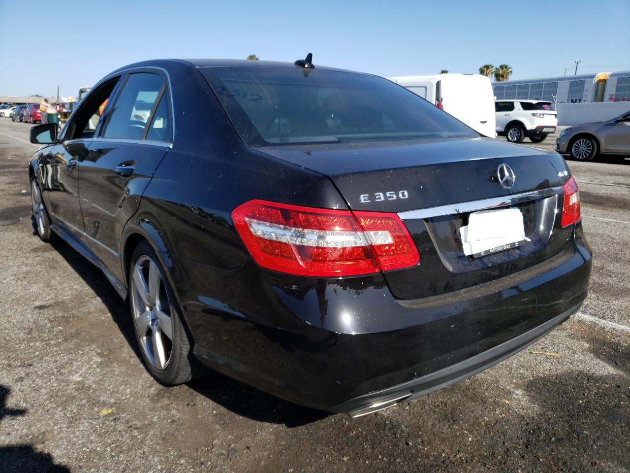 Photo 3 from auction – 2011 MERCEDES-BENZ E 350 4MAT with VIN WDDHF8HB2BA454372