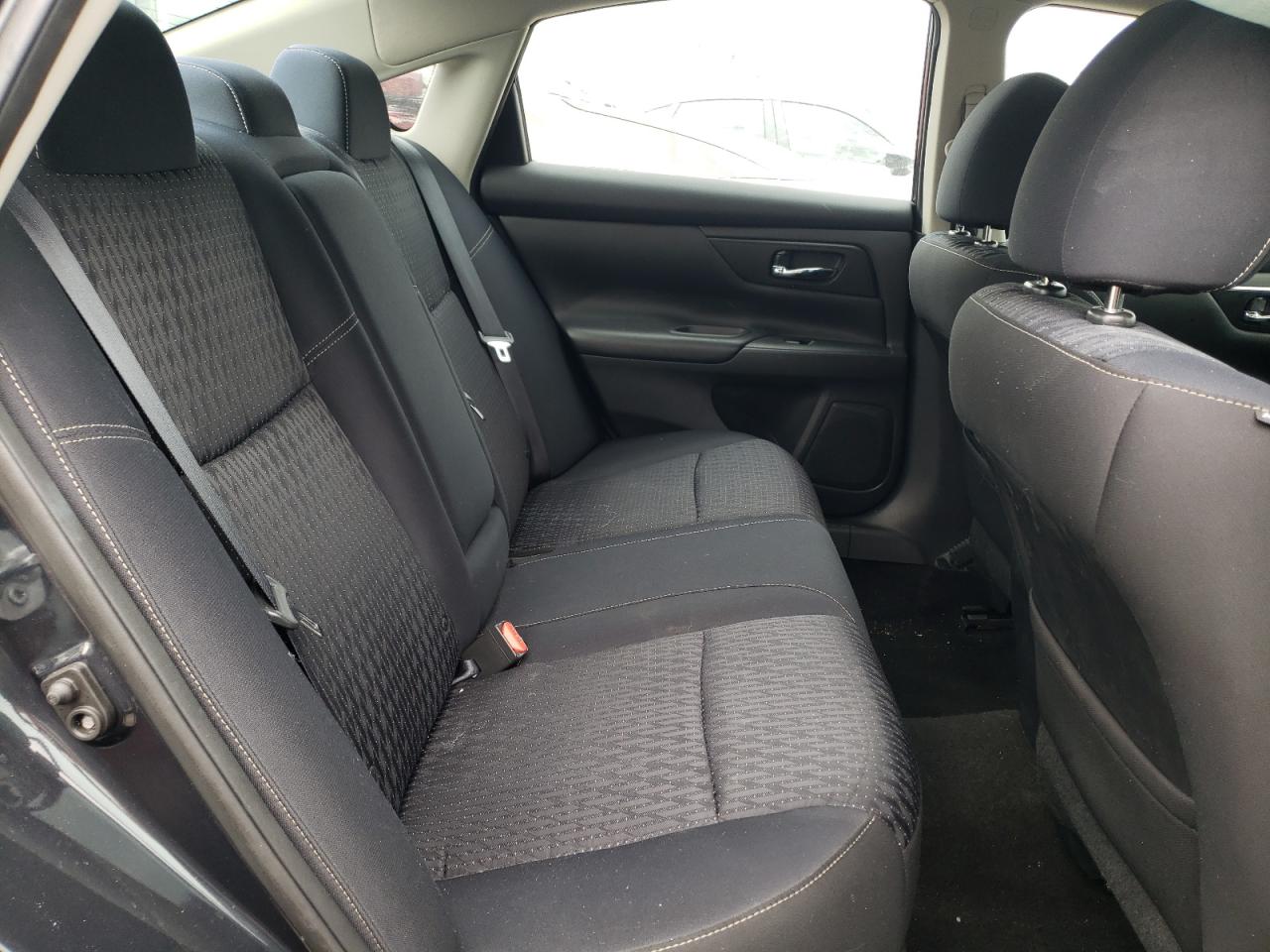 Photo 18 from auction – 2016 NISSAN ALTIMA 2.5 with VIN 1N4AL3APXGN371470