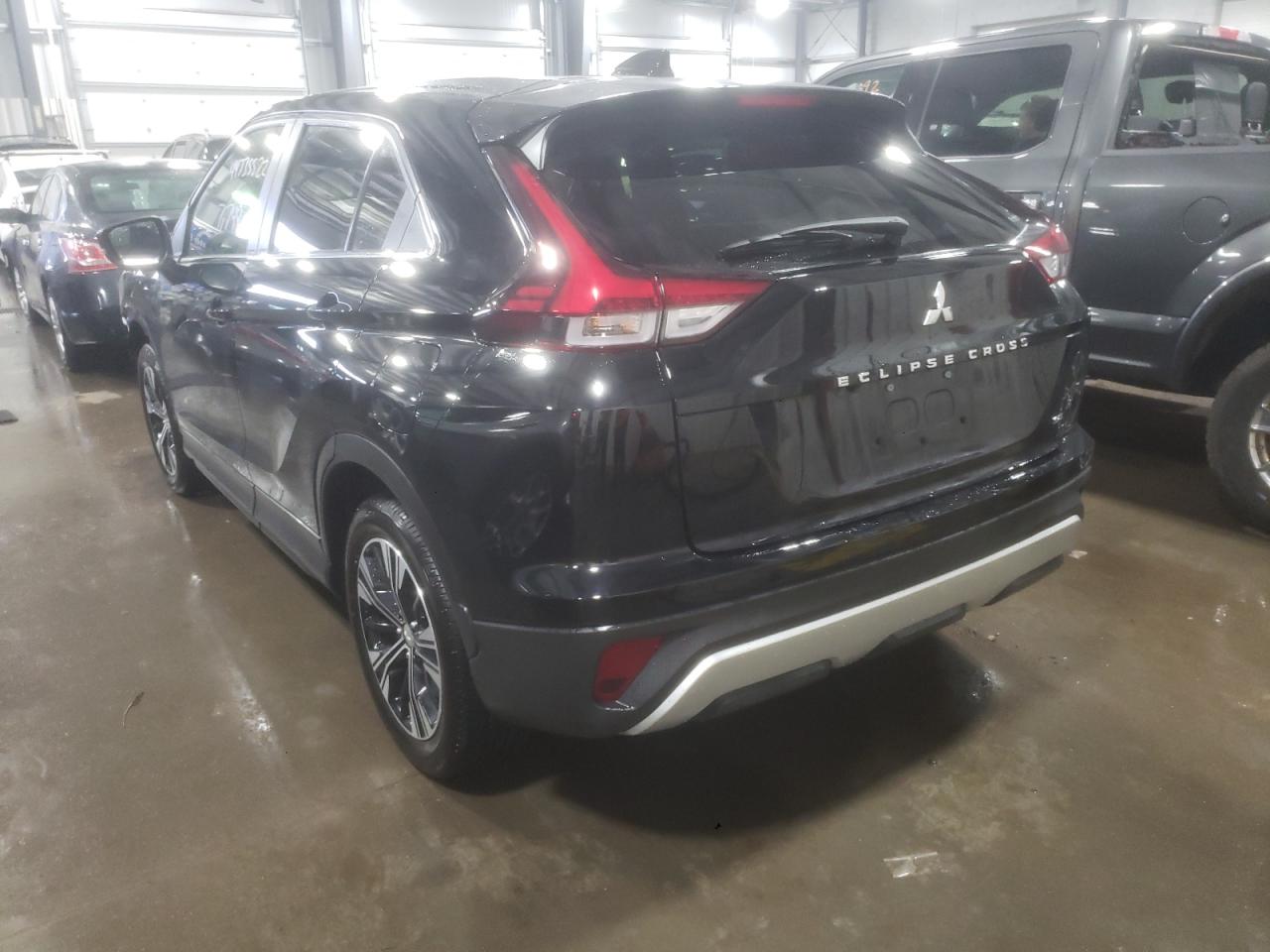 Photo 3 from auction – 2022 MITSUBISHI ECLIPSE CR with VIN JA4ATWAA7NZ002525